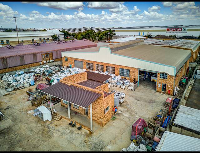 1,396M² WAREHOUSE FOR SALE IN JET PARK